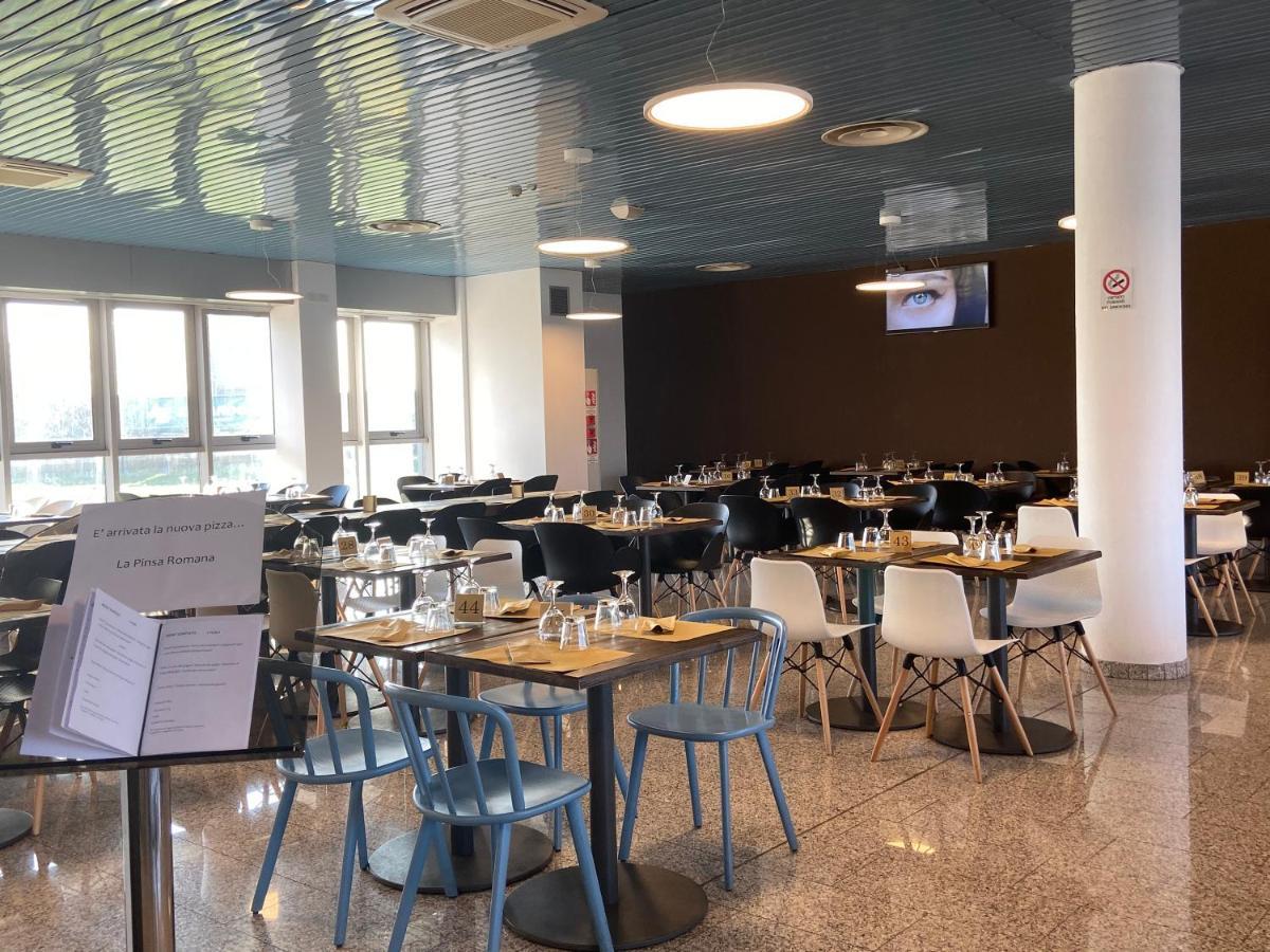 Hotel Santa Giulia 카스테네돌로 외부 사진